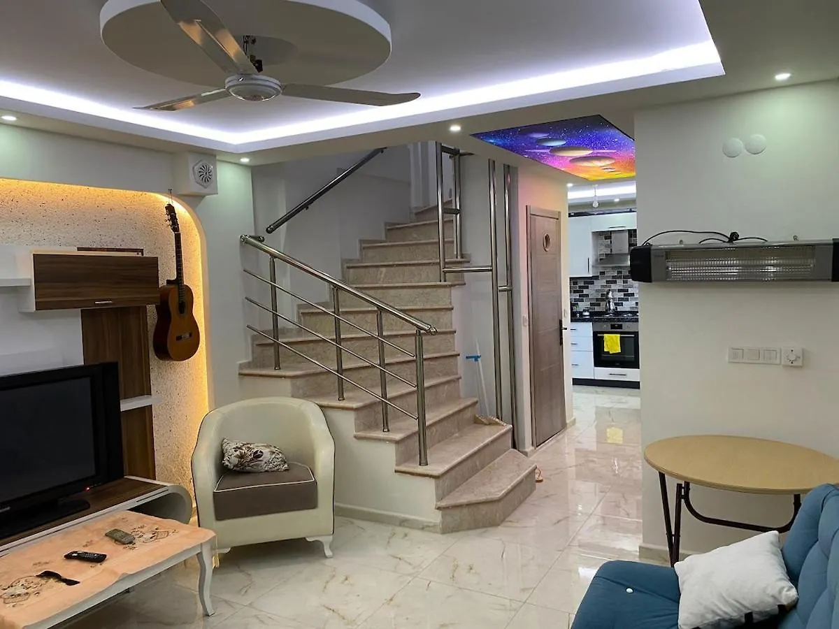 Luxurious Triplex Summer House - Brand New In Beautiful Dikili Turquia